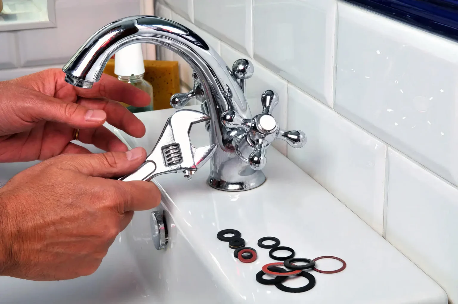 Bathroom faucet repair and fixture replacement in Holiday, Florida